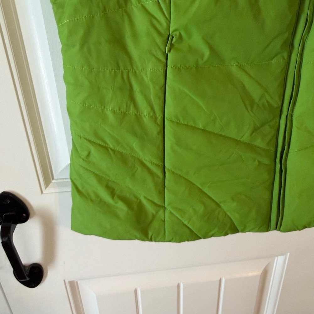 Kenneth Cole Reaction Women's XL Bright Green Puffer Vest - Picture 5 of 13